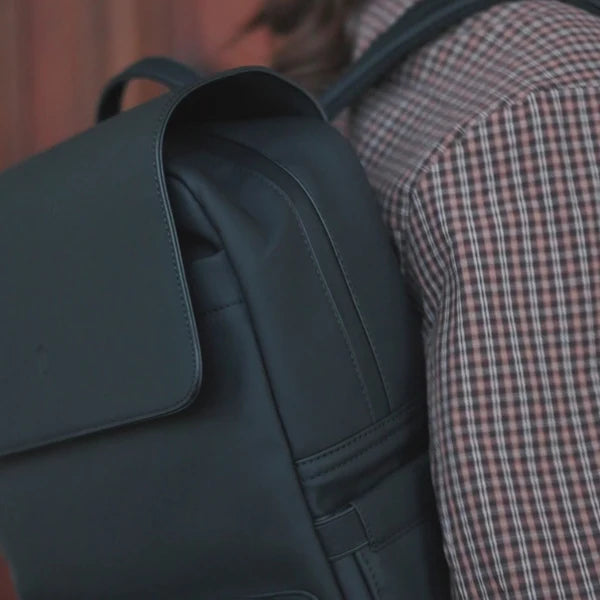 Sac à dos imperméable noir détail