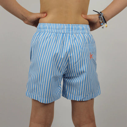 Short-de-bain-enfant-raye-bleu-blanc-broderie-etoile-de-mer-dos