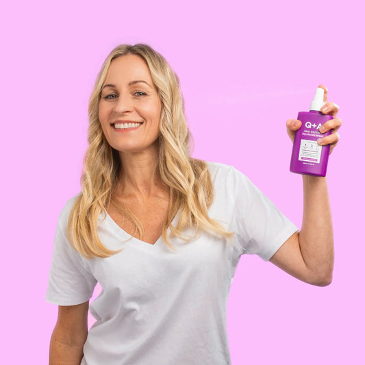 Spray coiffant thermo-protecteur application
