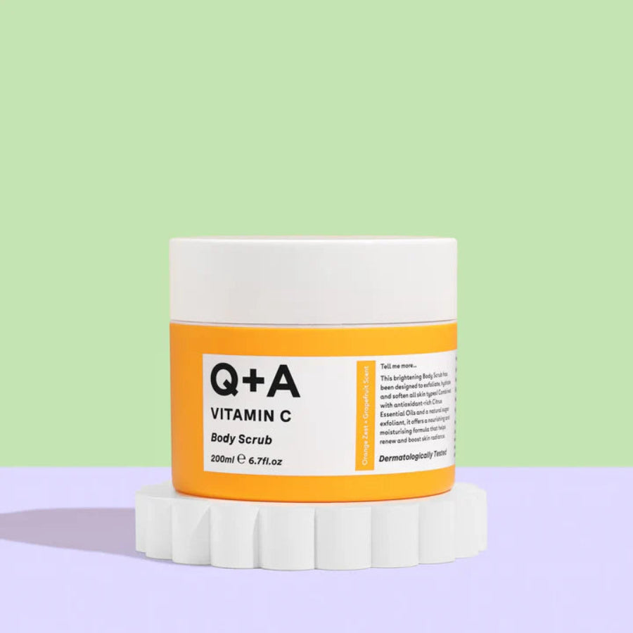 GOMMAGE EXFOLIANT POUR LE corps à la vitamine c q+a