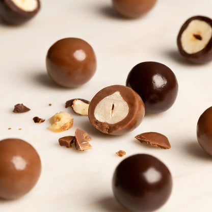 noisettes enrobees de chocolat noir lait zoom